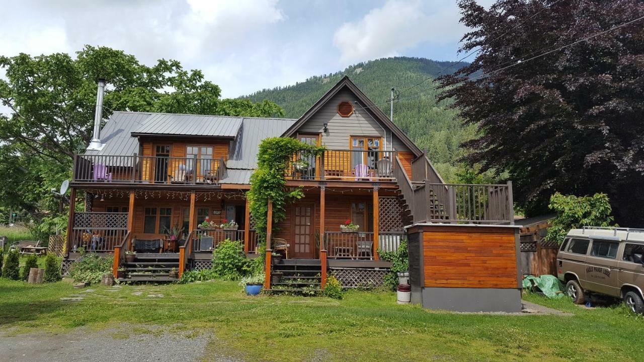 Kaslo Manor Lodge Екстер'єр фото